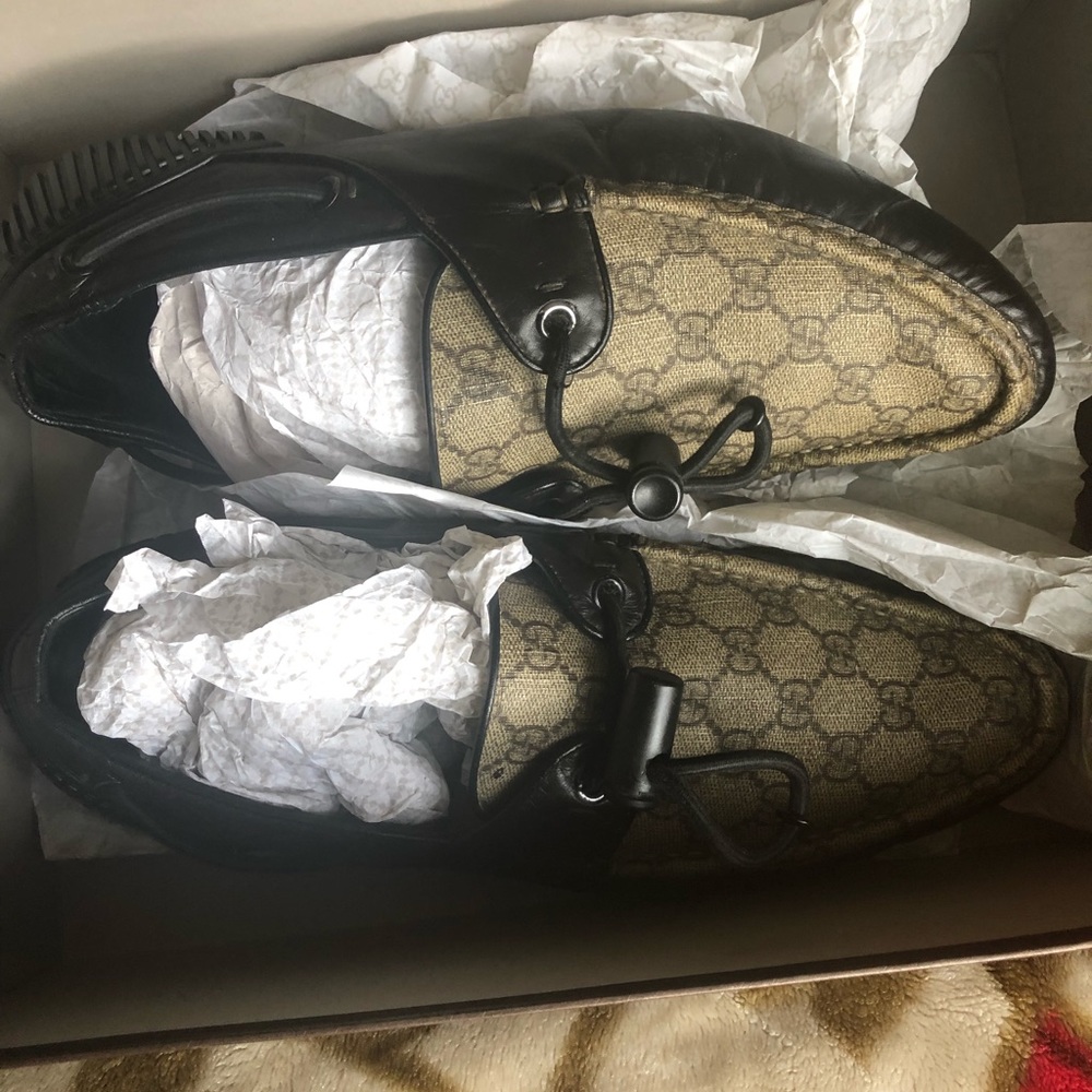 Gucci shoes